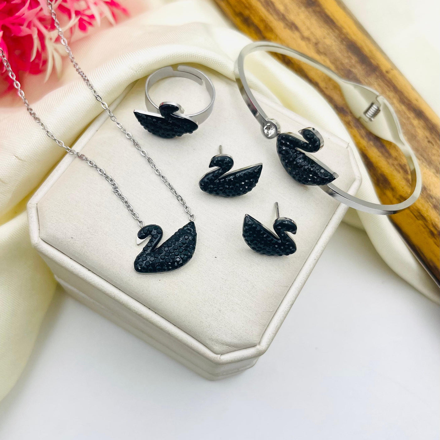 Swan Stainless Steel locket Combo Set