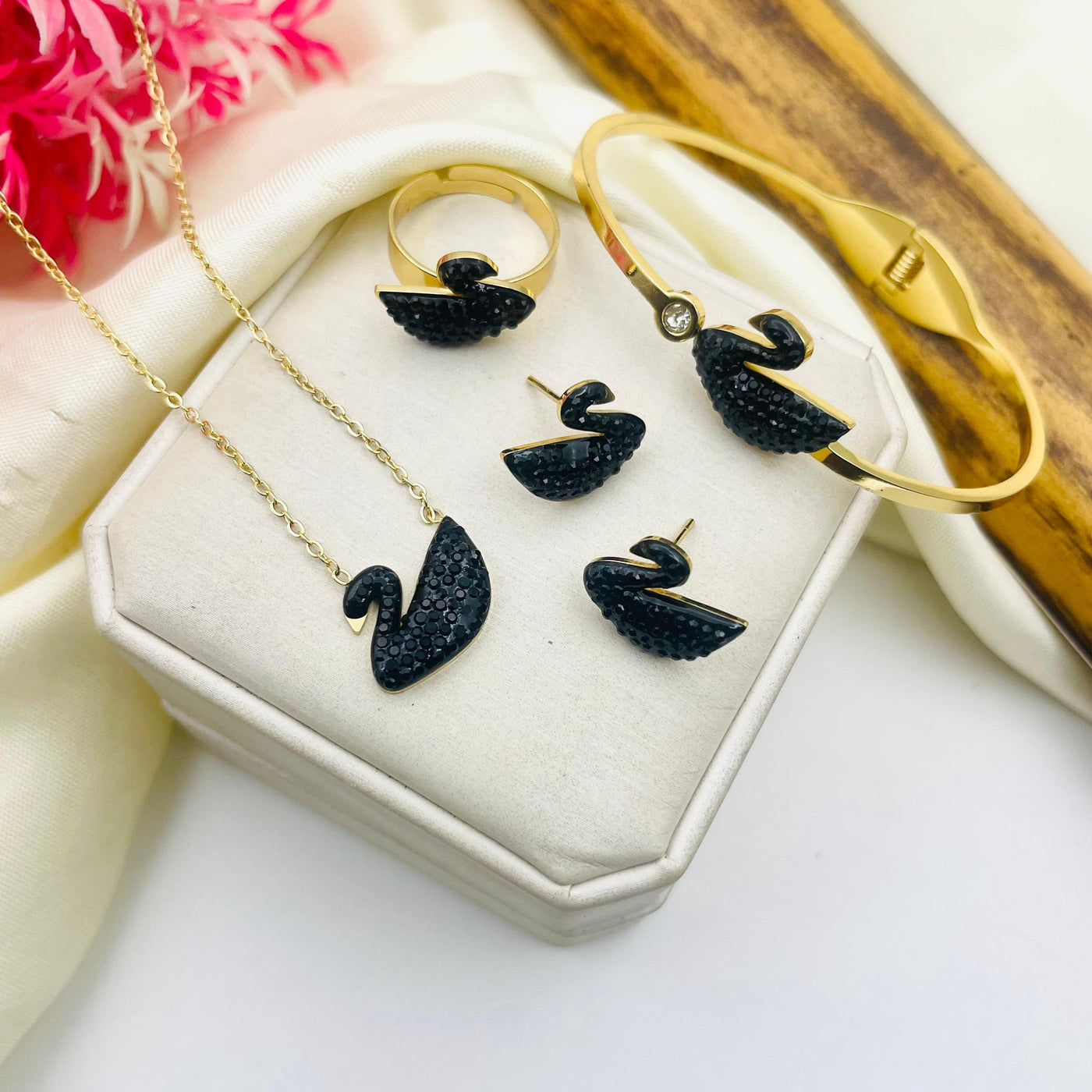 Swan Stainless Steel locket Combo Set