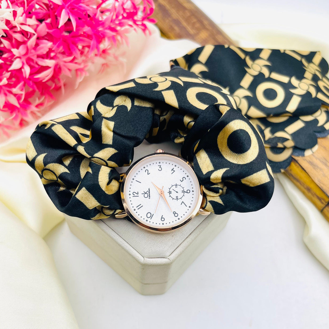 Delicate Design Printed Scrunchies Watches