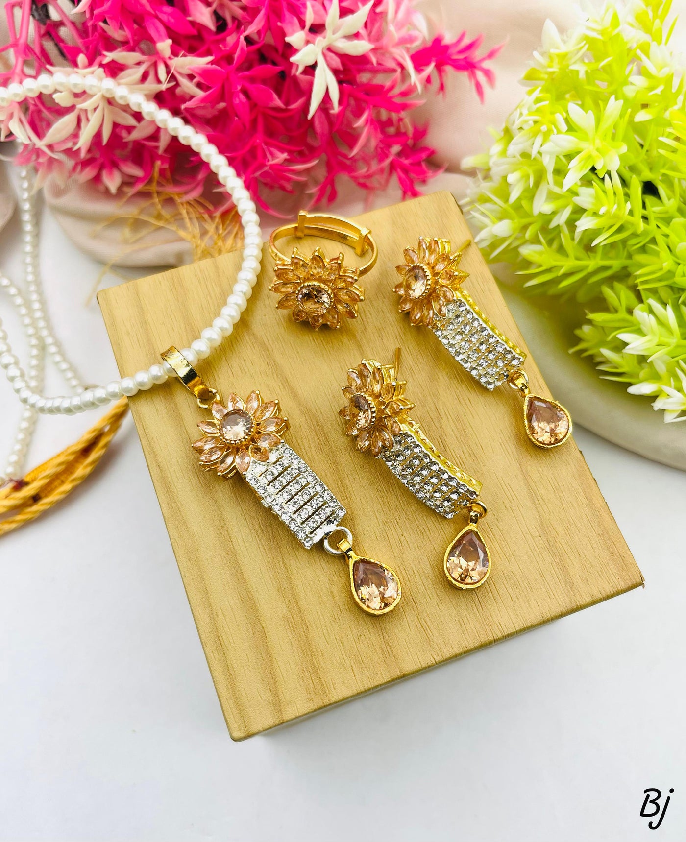 Flower Design Egyption Locket Combo Set