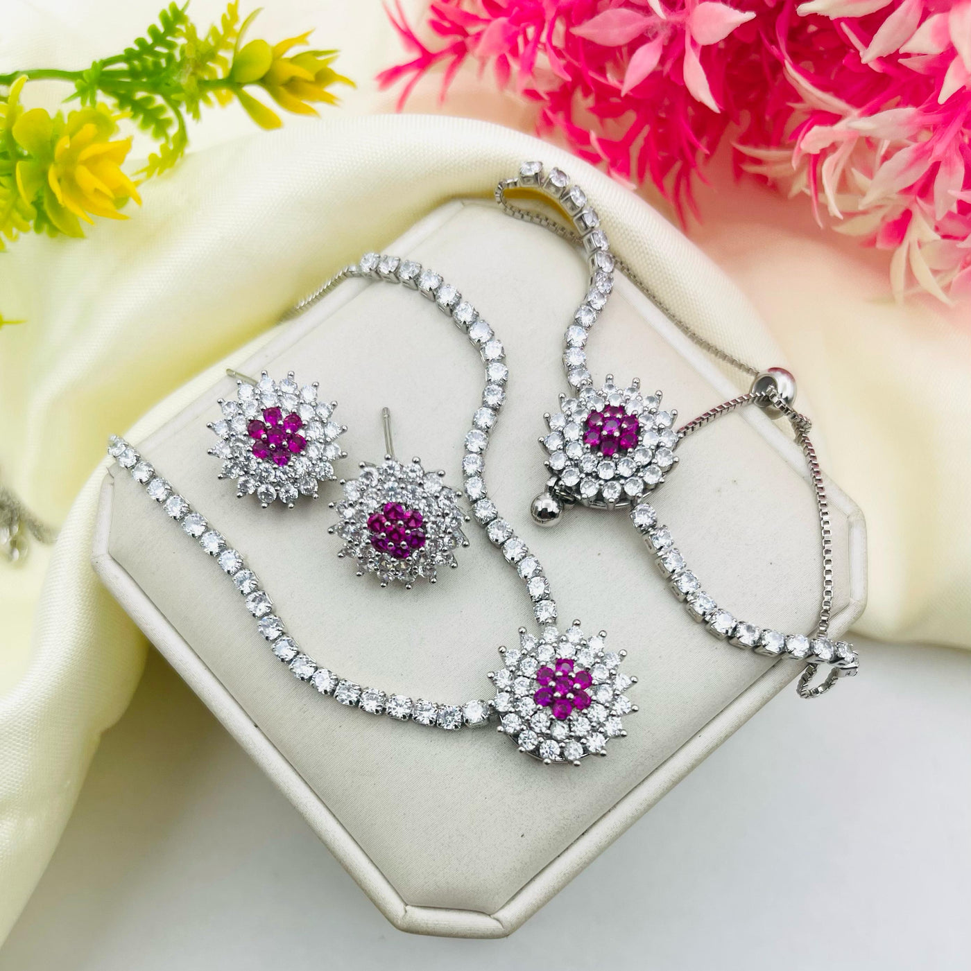 Flower Design Zircon Necklace Set