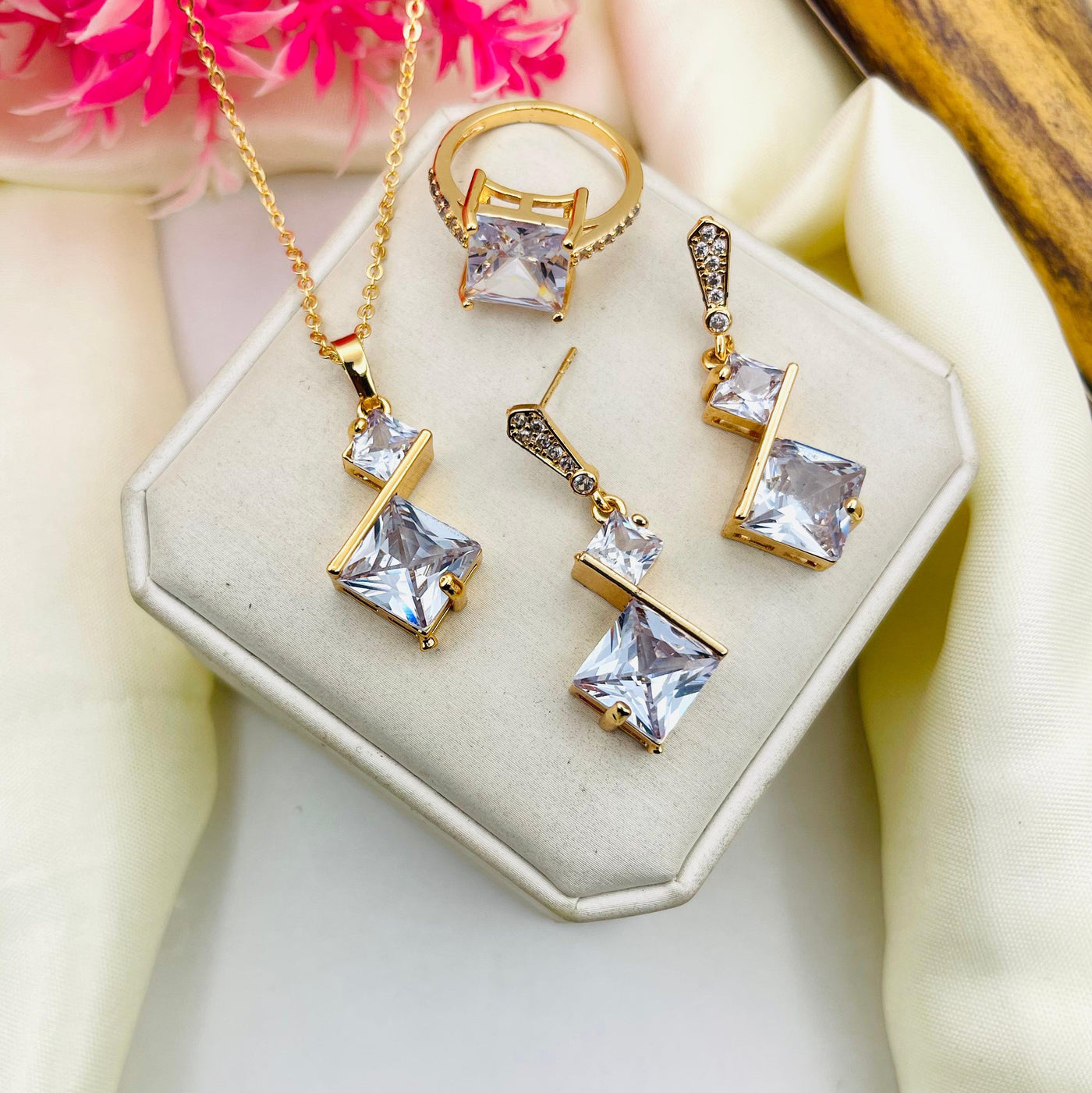 Gold Plated Zircon locket Combo Set With Adjustable Rings