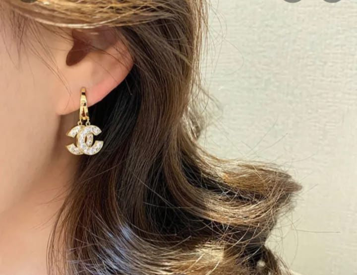 China Imported Channel Earrings