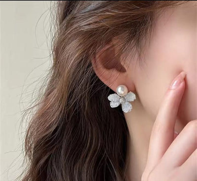 China Imported Butterfly Crystal Studs  Earring