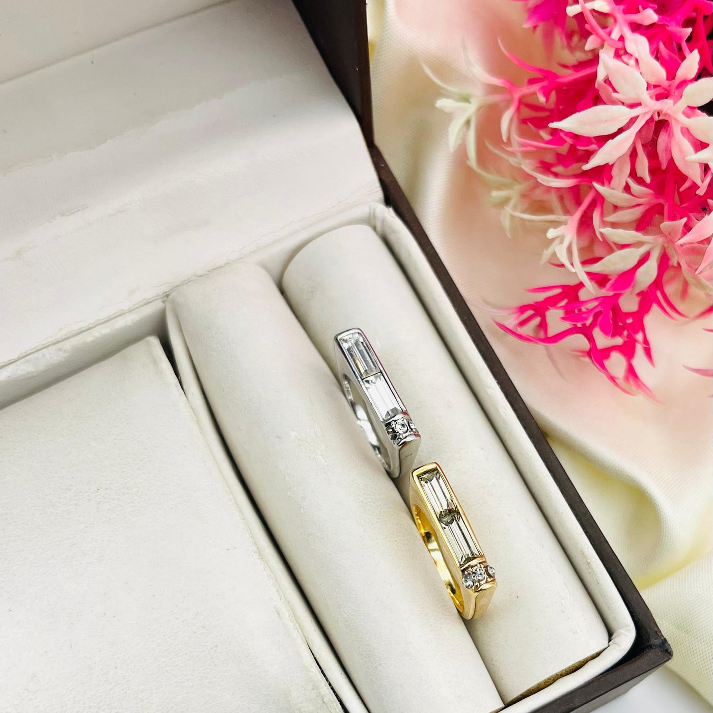 Delicate Design Zircon Rings