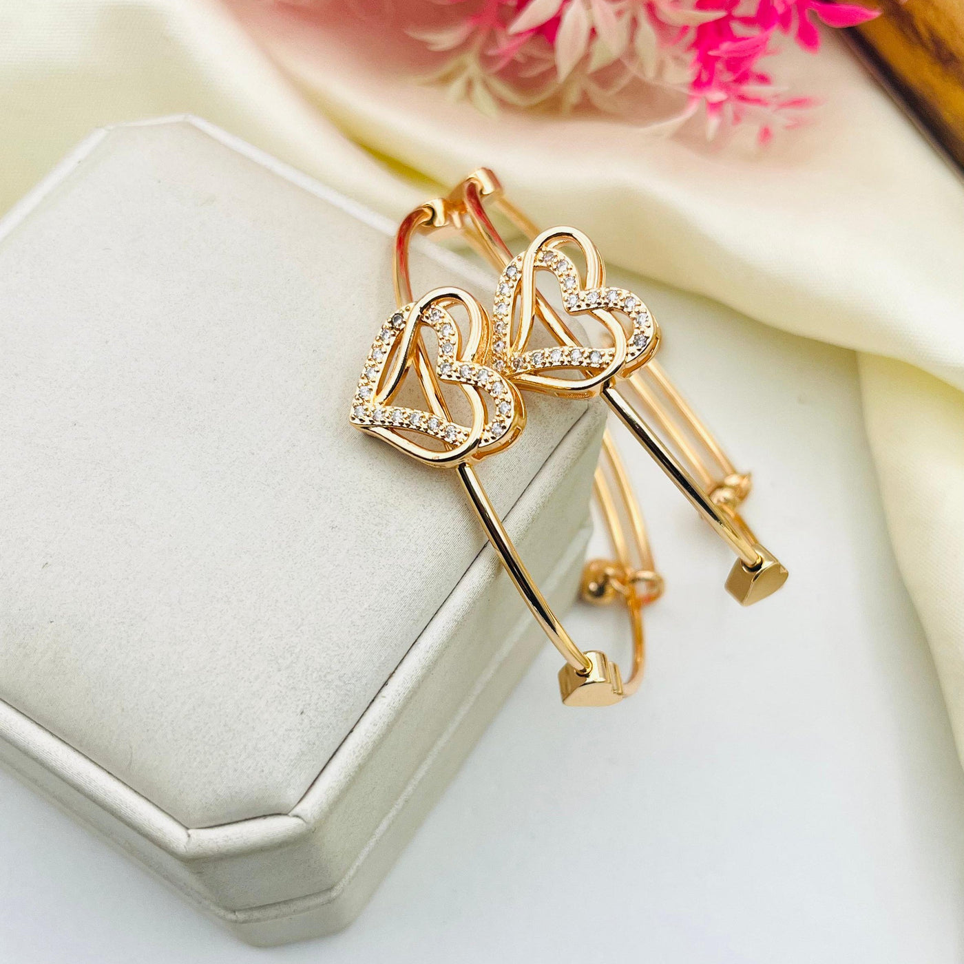 Zircon Heart Design Bangles